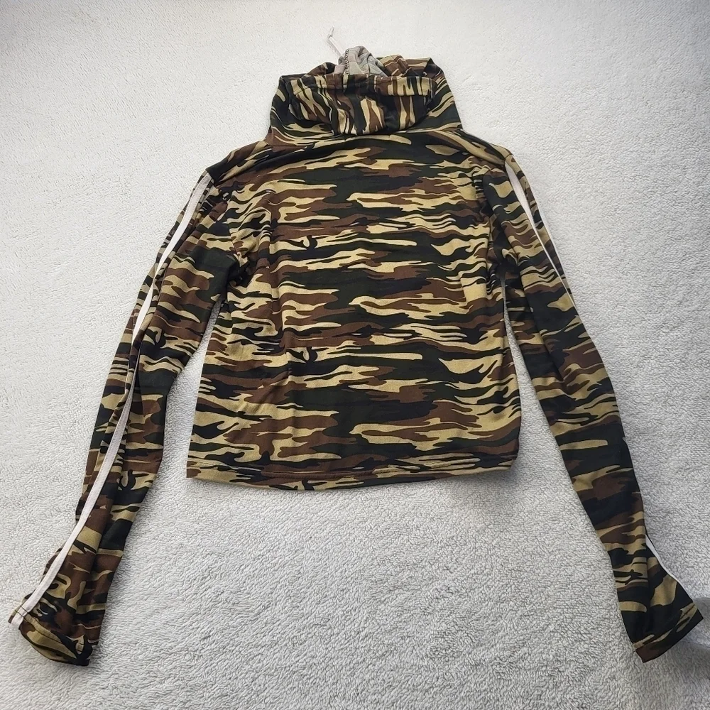 Roma Concept Crop Top Hoodie Long Sleeves Camo Women's Size XL - Picture 2 of 6